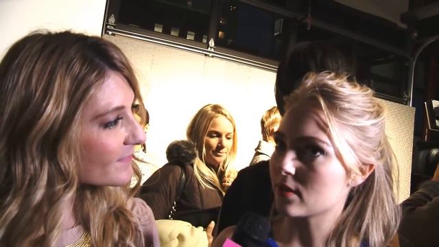 AnnaSophia Robb Carrie Diaries Interview - Carrie Finds Love