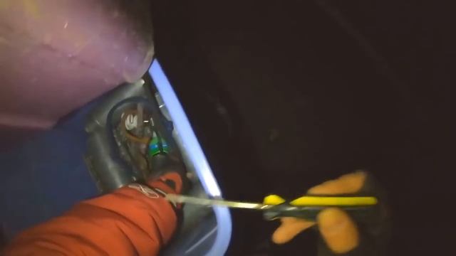 Dumpster Diving for Money "PASS IT ON" (Trash is Cash) смотреть онлайн