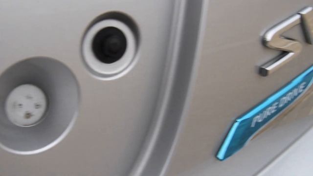 (SOLD) 2013 Nissan JUKE смотреть онлайн