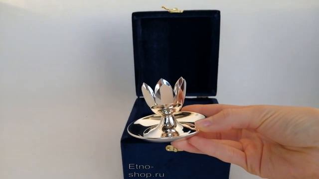 Серебряная подставка для яйца на подставкe гладкая 86-50 смотреть онлайн