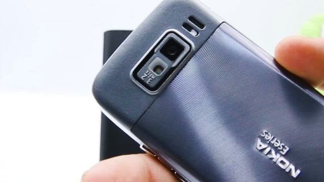 Legendary Nokia E52 - Review Video! смотреть онлайн