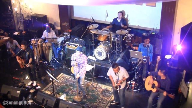 Glenn Fredly - You're My Everything ~ Change The World @ Hard Rock Cafe [HD] смотреть онлайн