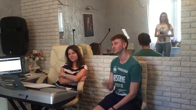 Урок вокала и актерского мастерства. лариса Кудрявцева Артем Лысков смотреть онлайн