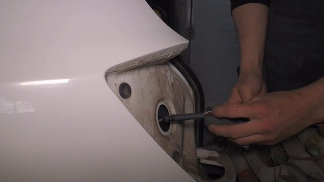 How To Remove Tail Light Rear Lamp Skoda Fabia mk2 2007-2014 смотреть онлайн