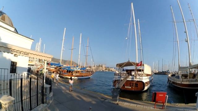 #ТУРЦИЯ. ПРОГУЛКА ПО ЦЕНТРУ #БОДРУМА. ВОРОТА В ДРЕВНИЙ ГОРОД. 