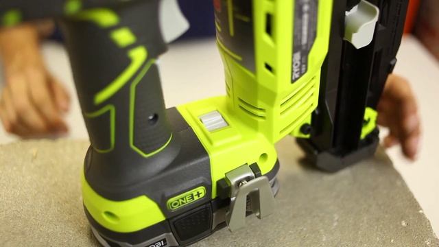 Аккумуляторный степлер ONE+ 18 В, гвоздь19 65 мм, R18N16G0, RYOBI смотреть онлайн