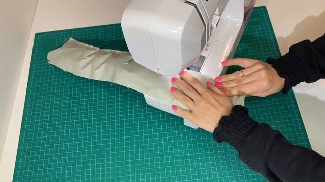 DIY Crop Puffer Vest / How to sew crop padded puffer vest / Sewing Tutorial and PDF Patterns смотреть онлайн