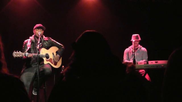 Javier Colon W/ Matt Cusson- Happy Sinner Live in Seattle смотреть онлайн