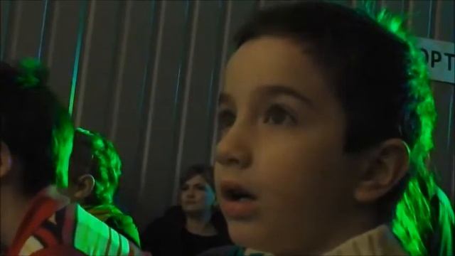 Как Арсюша впервые увидел танец живота. Реакция. смотреть онлайн