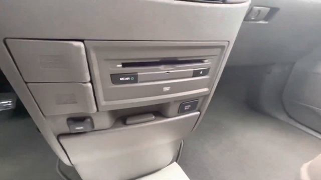 2016 Honda Odyssey Touring смотреть онлайн