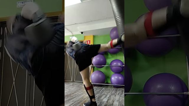 Тайский бокс. Муай тай. Фитнес. Отработка ударов на боксерском мешке. 21 июня. Утро. Часть 1