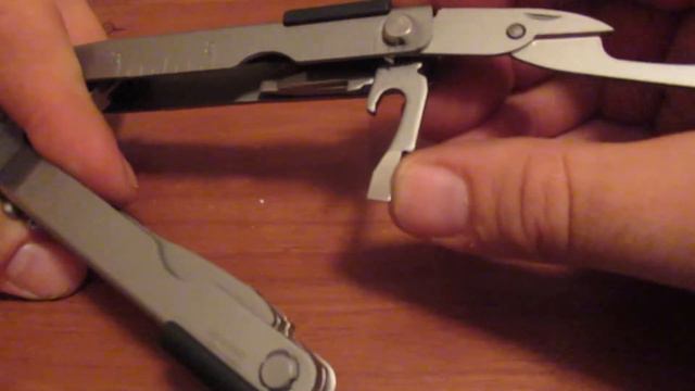 Gerber 600 Multitool -A Classic Multitool
