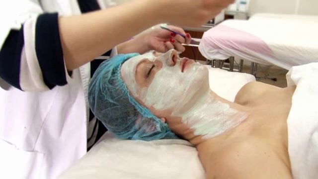 Уход за кожей лица | Курсы косметологов в МЦПО смотреть онлайн
