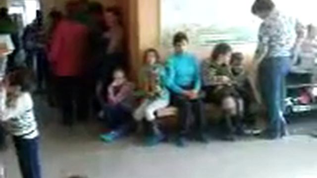 Очередь в детской поликлиннике г. Березовский смотреть онлайн
