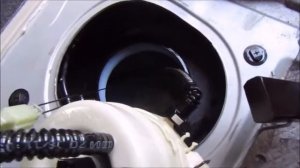 Ниссан Кашкай Замена погружного топливного фильтра и сетки бензонасоса.