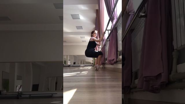 Упражнения у станка смотреть онлайн
