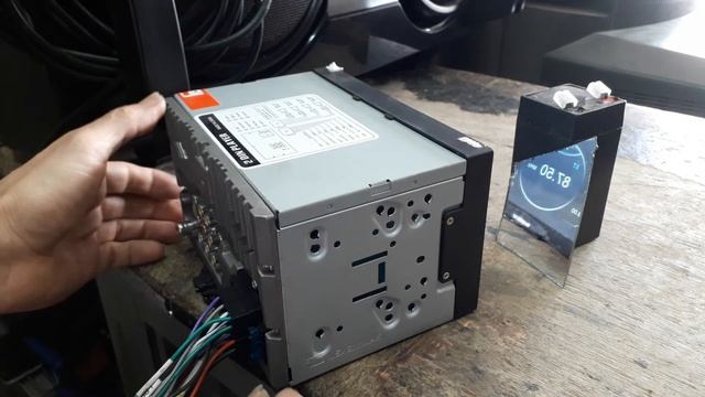 Se apaga y se prende, esto pasa en algunos modelos. смотреть онлайн