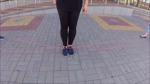 Видеоинструкция по игре в "резиночки"