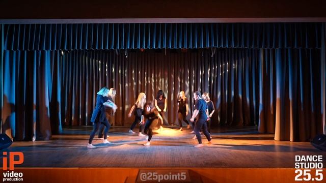 27. Contemporary. Choreography by Mikhail Garipov || Отчётный концерт Dance Studio 25.5 смотреть онлайн