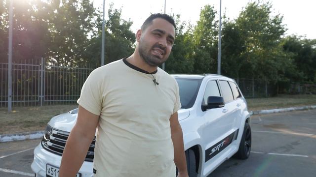 Jeep Grand Cherokee SRT8 не о чем