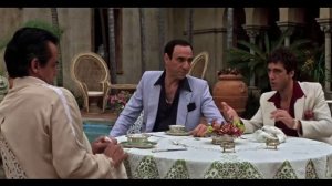 Лицо со шрамом | Тони перетирает с главой боливийского картеля | Казнь стукача | Гоблин