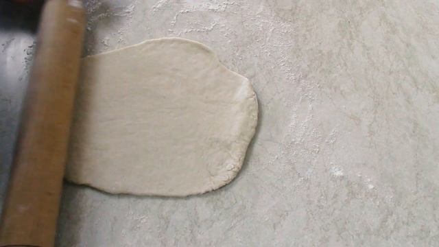 Праздничное блюдо яйцо динозавра