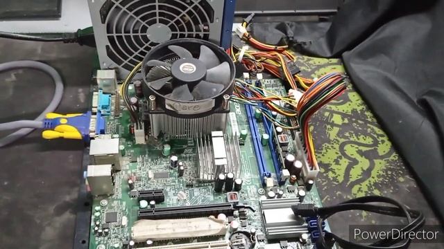 Intel Quad Q8300 Processor смотреть онлайн