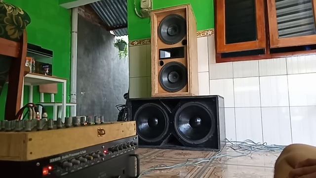 Tes AUDIO PROCESSOR pakai Power 15A speaker 15 inch смотреть онлайн