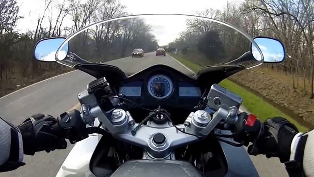 HONDA VFR 800 WHEELIE смотреть онлайн