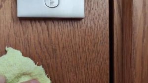 Как убрать царапины на мебели быстро подручными средствами