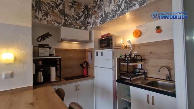 EXCLUSIVITÉ ROSES – EN VENTE STUDIO RÉNOVÉ IDÉAL VACANCES, BELLE VUE MER/CANAL смотреть онлайн