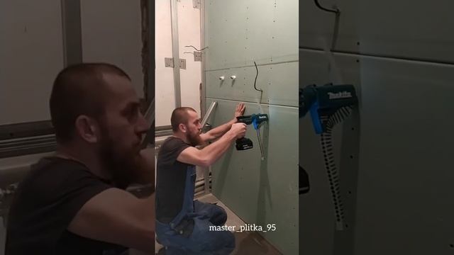 Ленточный шуруповерт от Макита смотреть онлайн