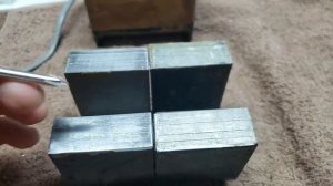 Почему в усилителе гудит трансформатор ?