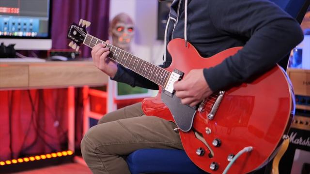 Epiphone ES-335 Review - An Affordable Monster of a Guitar! смотреть онлайн