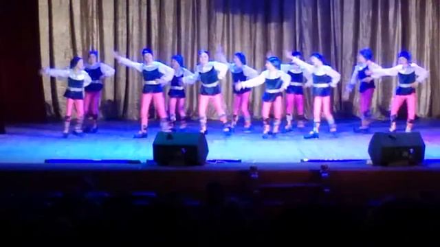Dança gnomos infantil. Танец гномов. смотреть онлайн