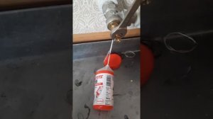 как отремонтировать кран на батарее(радиатор) не снимая кран.