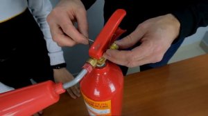 Диалоги о безопасности. Выпуск 4. Углекислотные огнетушители..mp4