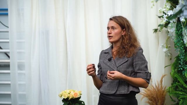 Відкрита лекція із засновницею "КвітоЦентр" Іванною Бойко смотреть онлайн