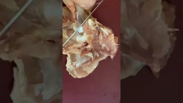 Как убрать кость из куриного бедра смотреть онлайн