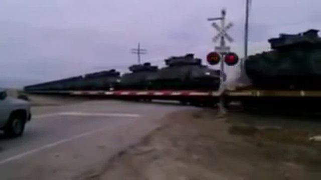 COMME UNE ODEUR DE FEU ET DE SANG DANS LES NATIONS смотреть онлайн