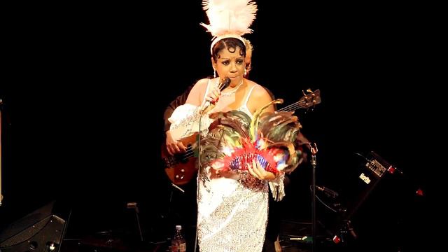 JOSEPHINE BAKER feat: Jussanam смотреть онлайн