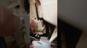 Микроволновка выбивает