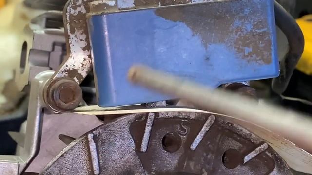 SMALL ENGINE BASICS / IGNITION COIL AIR GAP SETTING смотреть онлайн