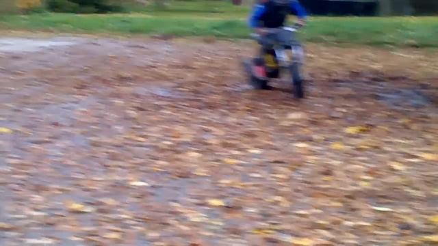 Stunt training with Suzuki Street Magic.. смотреть онлайн