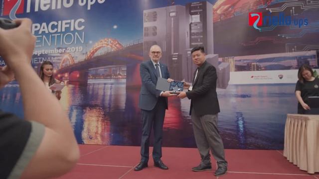 Riello UPS Distributor's Conference 2019 @ Vietnam, Danang HD смотреть онлайн