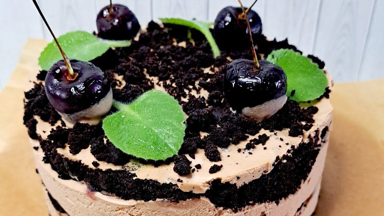 Торт и трайфлы с черешней и шоколадным муссом