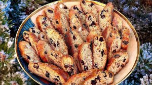 Итальянские кантуччи с орехами и сухофруктами, легкий рецепт!