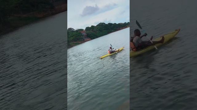 My visit to Lake Victoria, Africa’s Largest Lake by area. #travels #lake #lakevictoria #entebbe смотреть онлайн