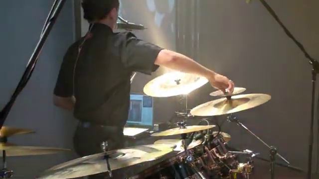Drummer Damien Schmitt: Song #2 смотреть онлайн