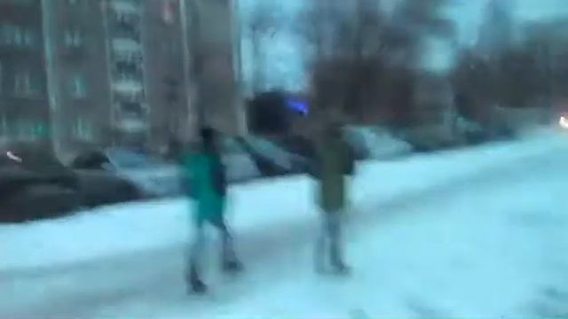 Кормим кошек #1 смотреть онлайн